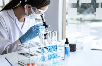 Woman in a lab doing lab tests